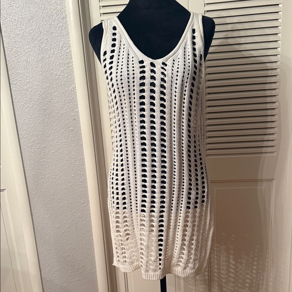 Other - White Crochet Sleeveless Dress